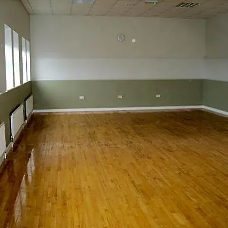 The Benwiskin Centre * Ballaghnatrillick