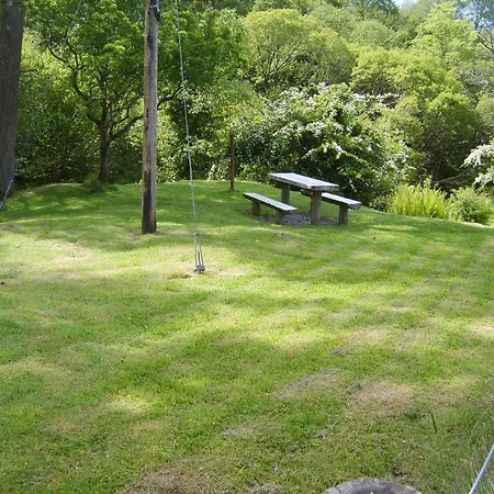 The Benwiskin Centre * Ballaghnatrillick