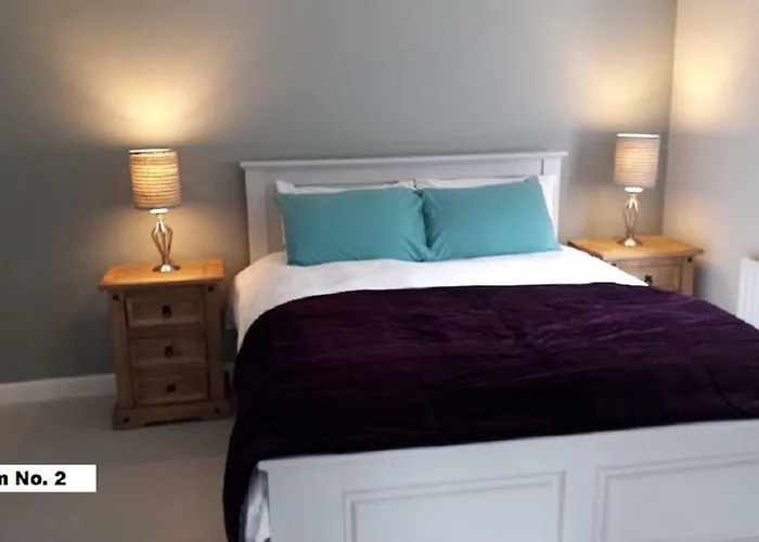 The Benwiskin Centre * Ballaghnatrillick