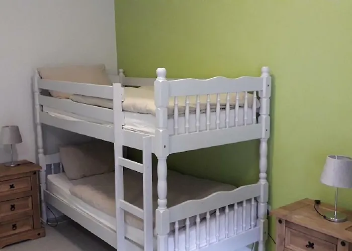 The Benwiskin Centre * Ballaghnatrillick